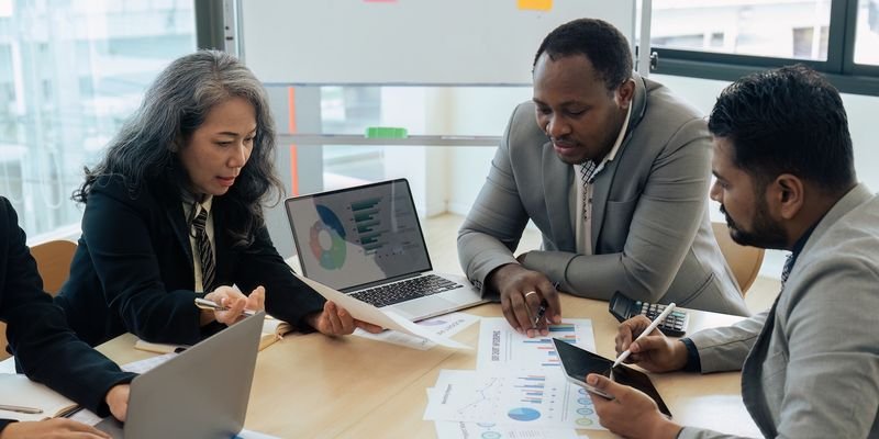 banner Lean in an asset management company